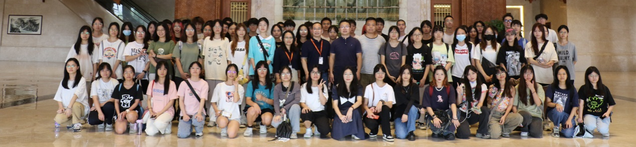 beat365在线唯一官网组织动物医学和动物科学专业学生到企业参观学习